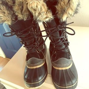 Joan of the Arctic sorel boots